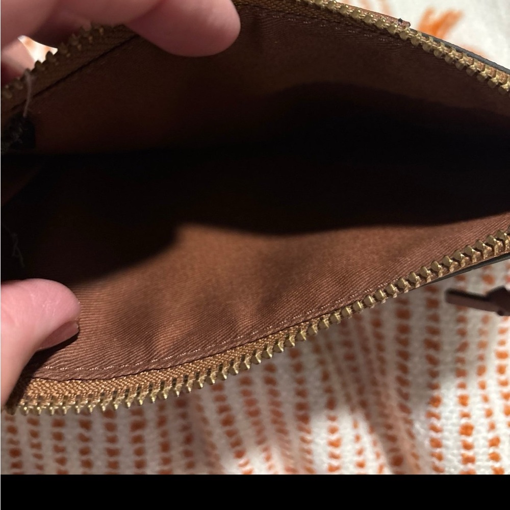 Fossil Multicolor Heart Pattern Clutch - Picture 3 of 3
